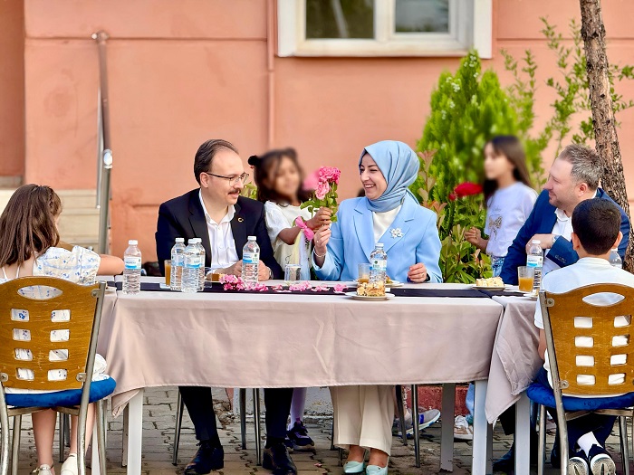 Bayram Coşkusu Görev Başındaki Personelle Paylaşıldı